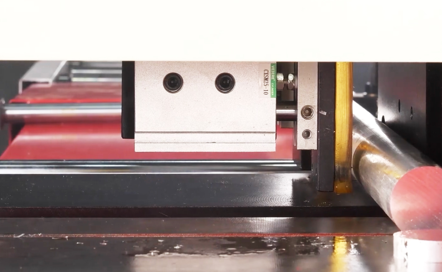 Máy cắt nhôm và đồng hoàn toàn tự động dòng CNC455 Máy cắt nhôm và đồng hoàn toàn tự động dòng CNC455