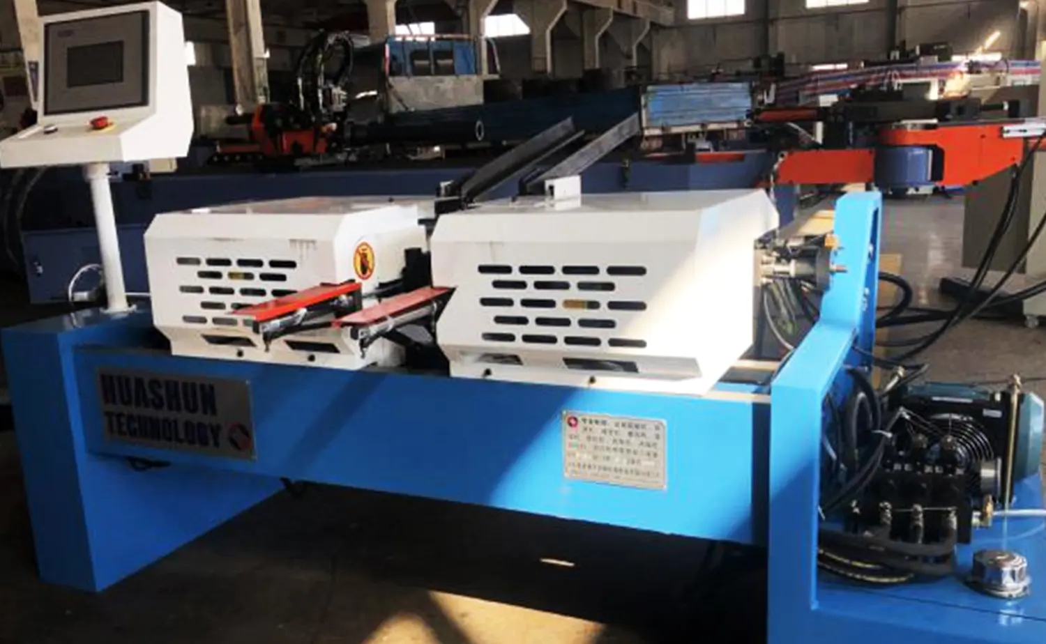 Máy vát mép ống thủy lực hai đầu dòng DEF PV Máy vát mép ống thủy lực hai đầu dòng DEF PV