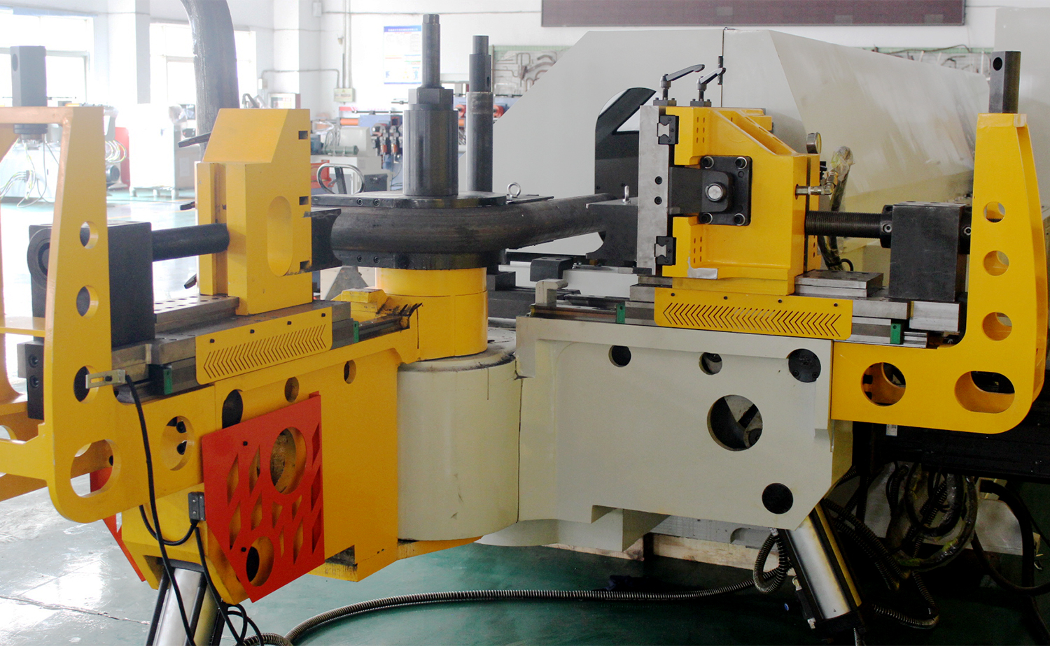 Máy uốn ống đa bán kính hoàn toàn tự động dòng M CNC Máy uốn ống đa bán kính hoàn toàn tự động dòng M CNC